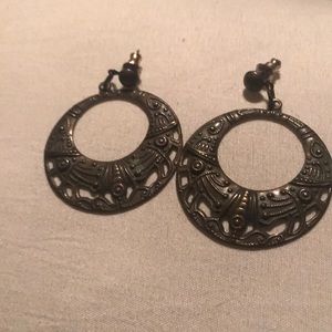 Pair of metal round dangle earrings
